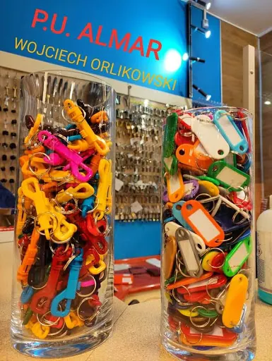 PU ALMAR - WOJCIECH ORLIKOWSKI. Dorabianie kluczy, usługi ślusarskie, rolety i żaluzje.